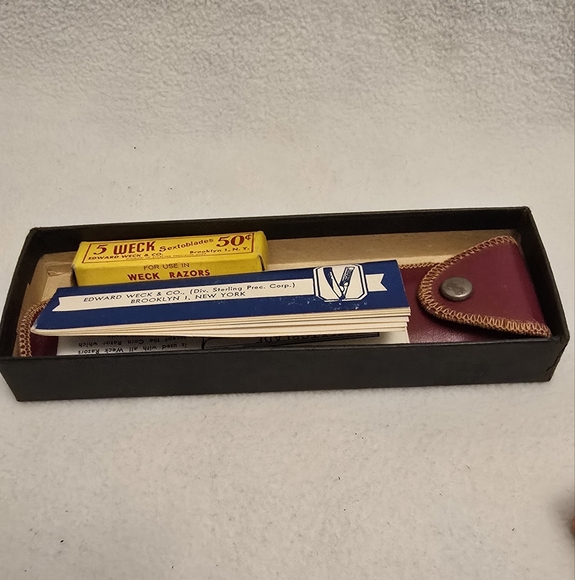 Weck Sextoblade Razor with Case - Picture 9 of 10